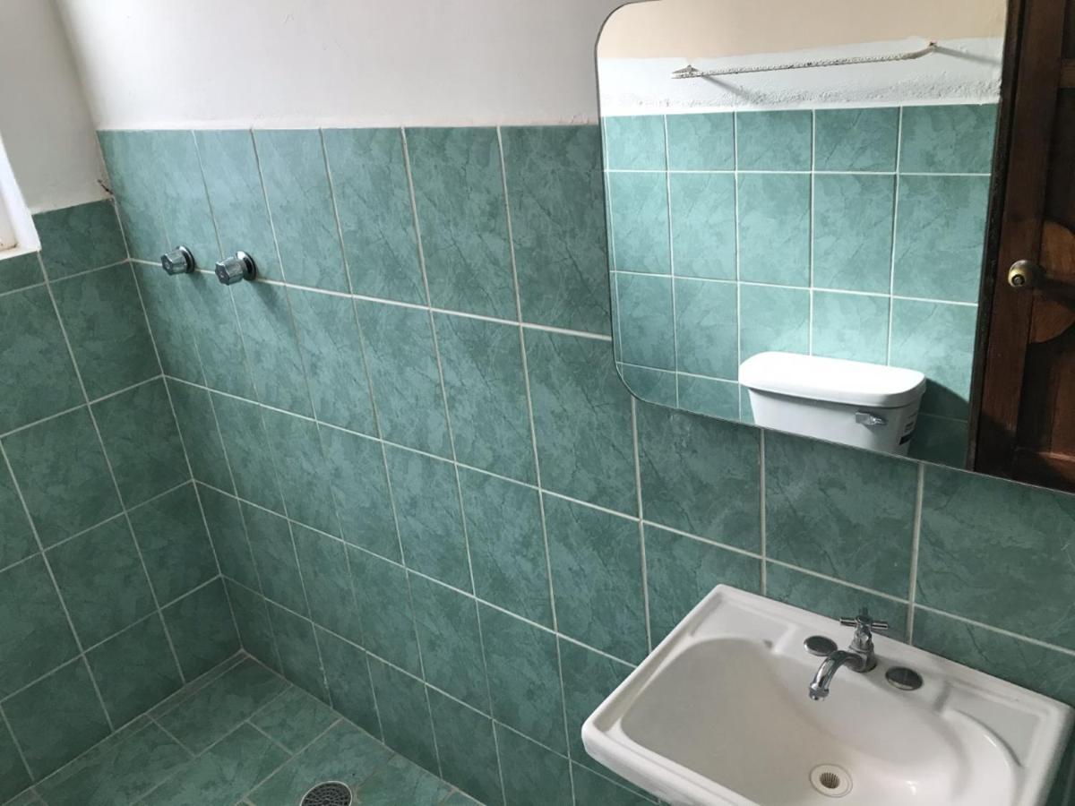 Hotel Izala San Pedro Pochutla Екстериор снимка