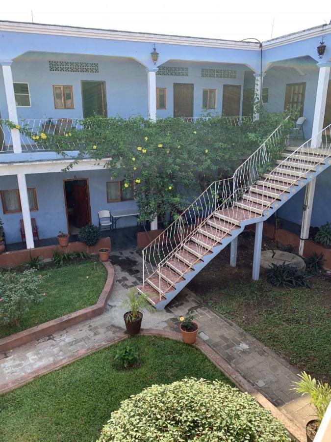 Hotel Izala San Pedro Pochutla Екстериор снимка